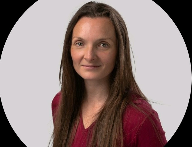 Natasha Hayes cropped